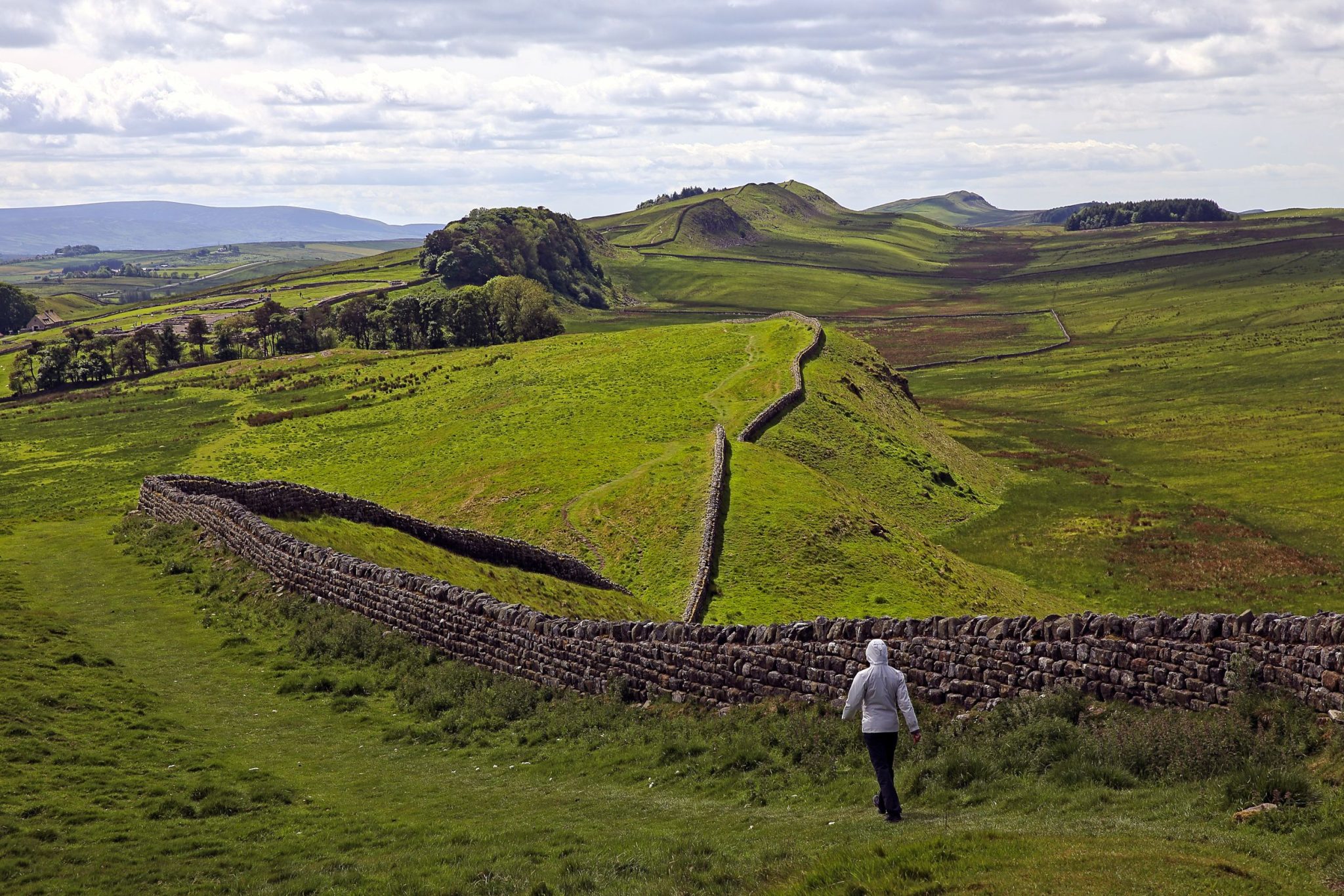 Ultimate Guide To Hiking Hadrians Wall Path Hillwalk Tours Self