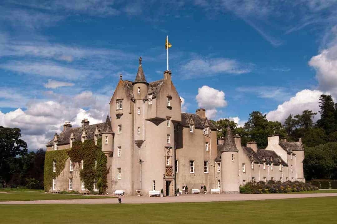 Ballindalloch Castle